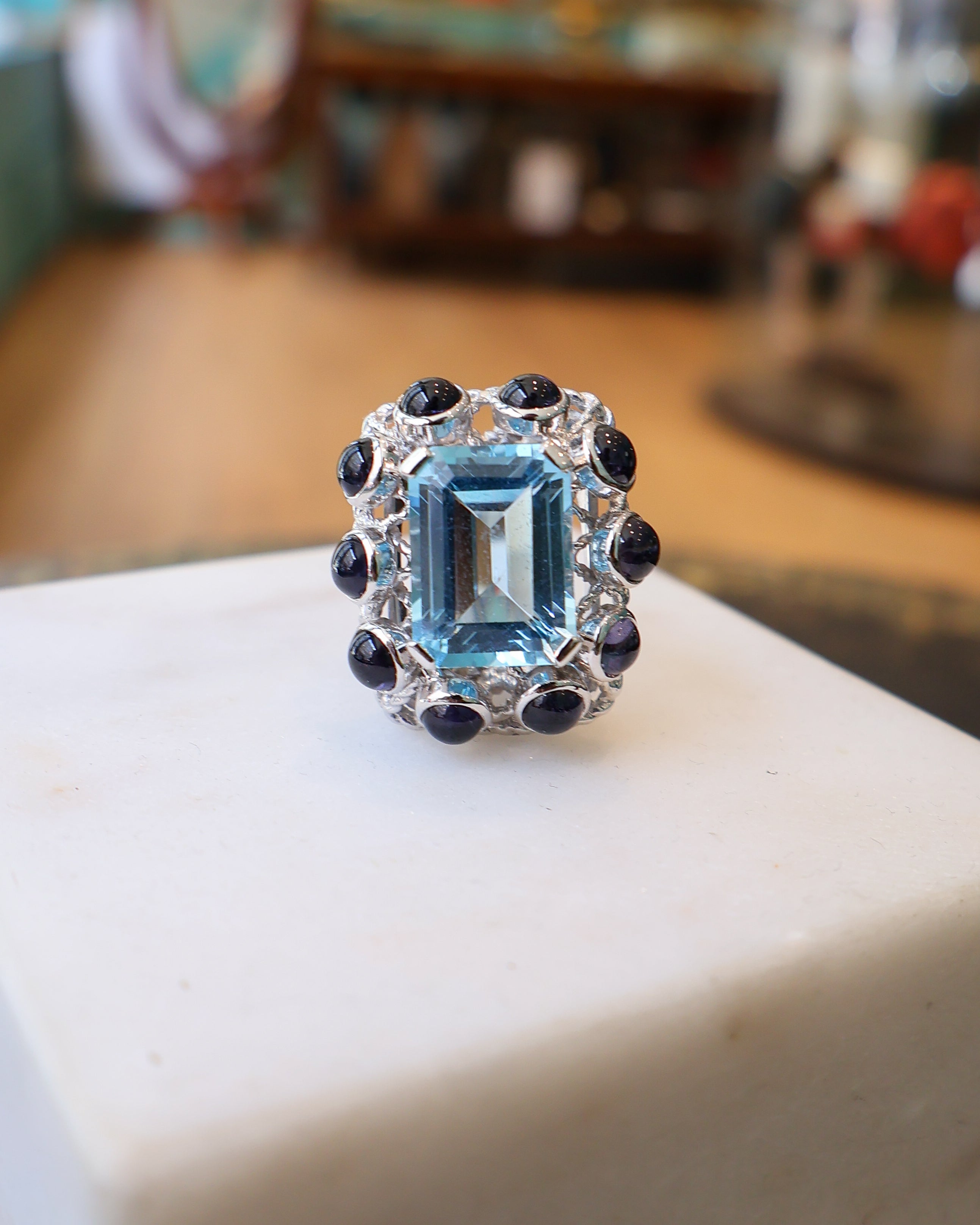 Bague 1001 Nuits - Topaze bleue et Iolites - Sanja Spahr