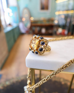 Bague Sanja Spahr 1001 Nuits citrine et iolites vue de côté
