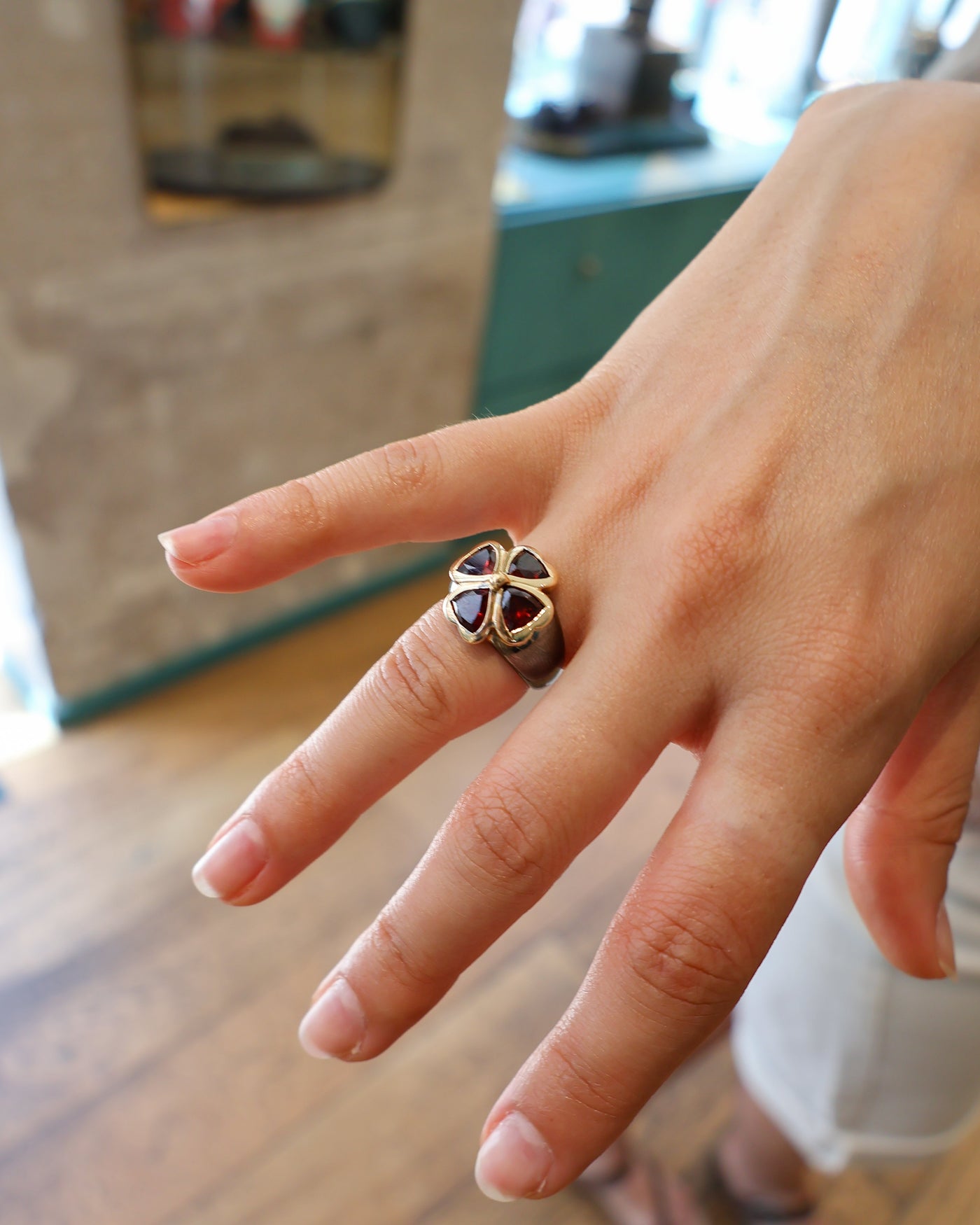 Bague Porte Bonheur Grenats - Sanja Spahr